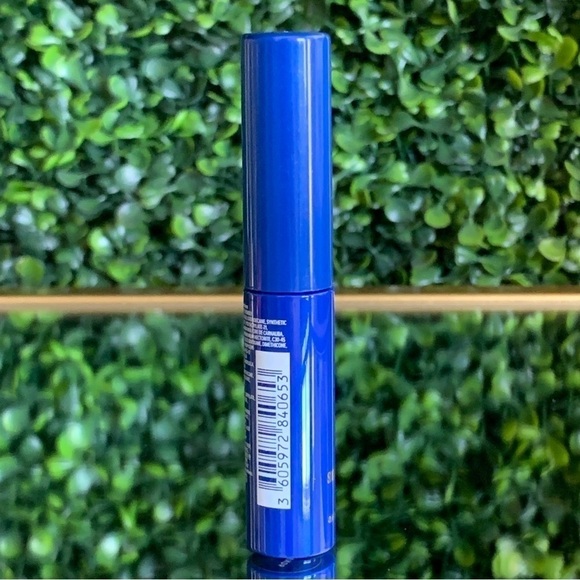 IT Cosmetics Superhero Volumizing Waterproof Mascara | NEW | Mini 5mL Super Hero - Picture 10 of 11